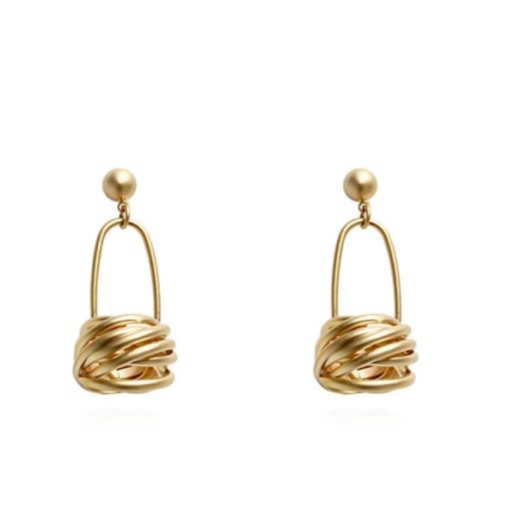 Gold Earrings - Picture 3 of 4